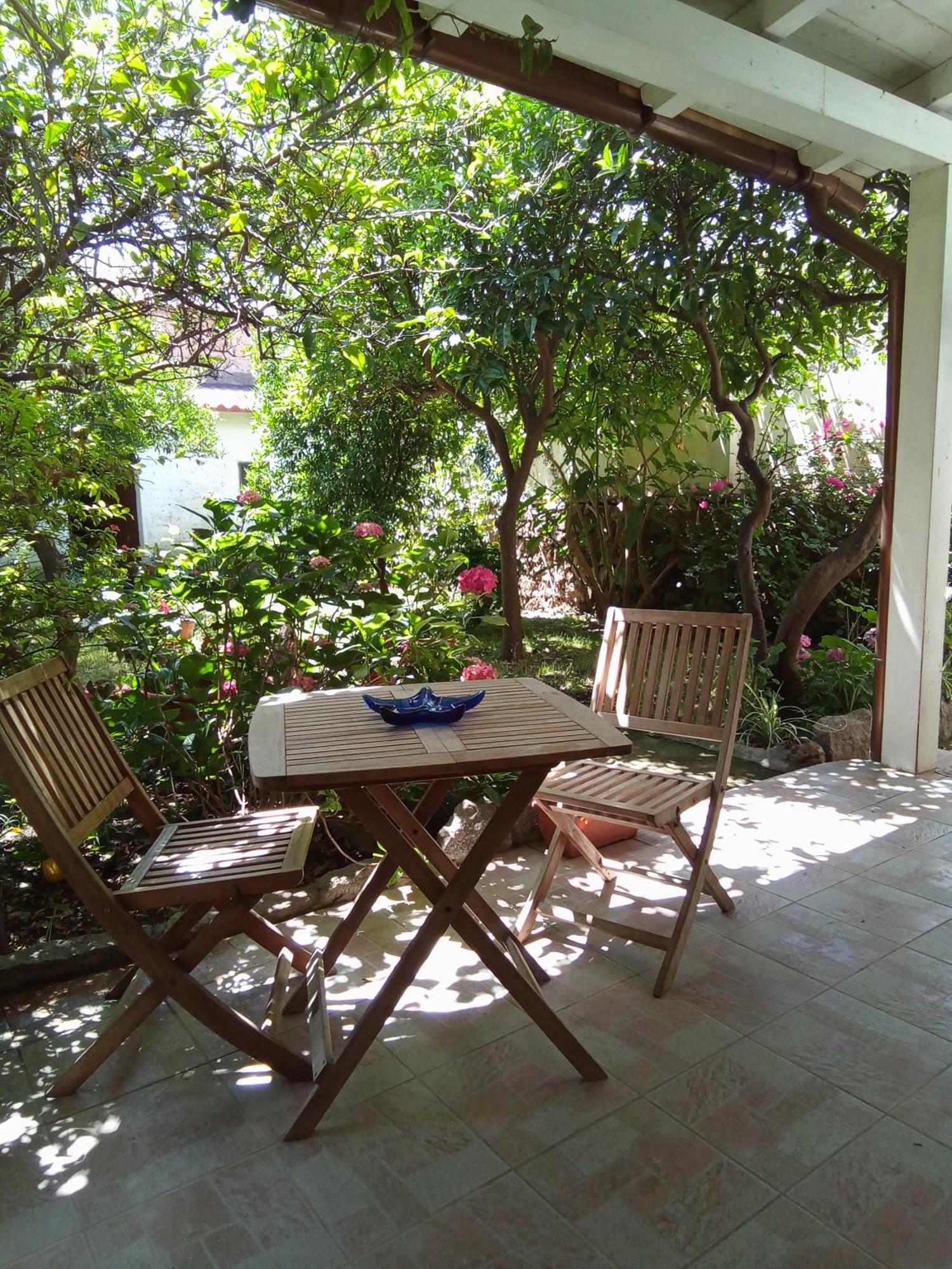 Domo Janas Guesthouse Olbia Buitenkant foto